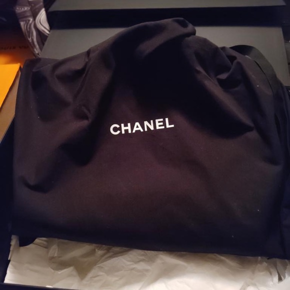 🛑SOLD 🇺🇸 Sale Authentic Chanel Mixed Fibers Deauville Tote Gold hardware - Picture 6 of 6